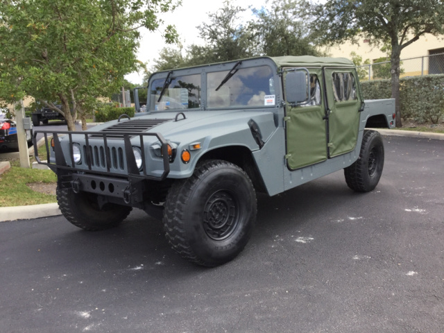 1992 AM General M998 HMMWV 4 Door Soft Top w/Truck Body