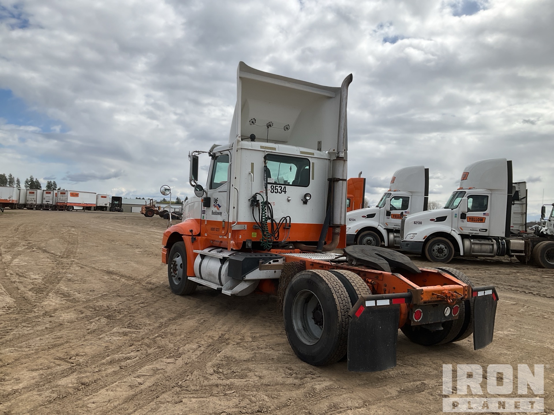 2005 International 9400i 4x2 S/A Day Cab Truck Tractor in Spokane