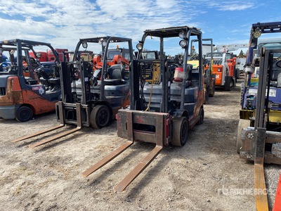 2008 Toyota 8FGCU25 4700 lb Caretilla de Ruedas de Macizas