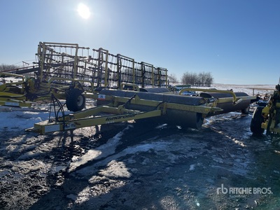 1998 Degelman LR7640 40 ft جرار ارضي