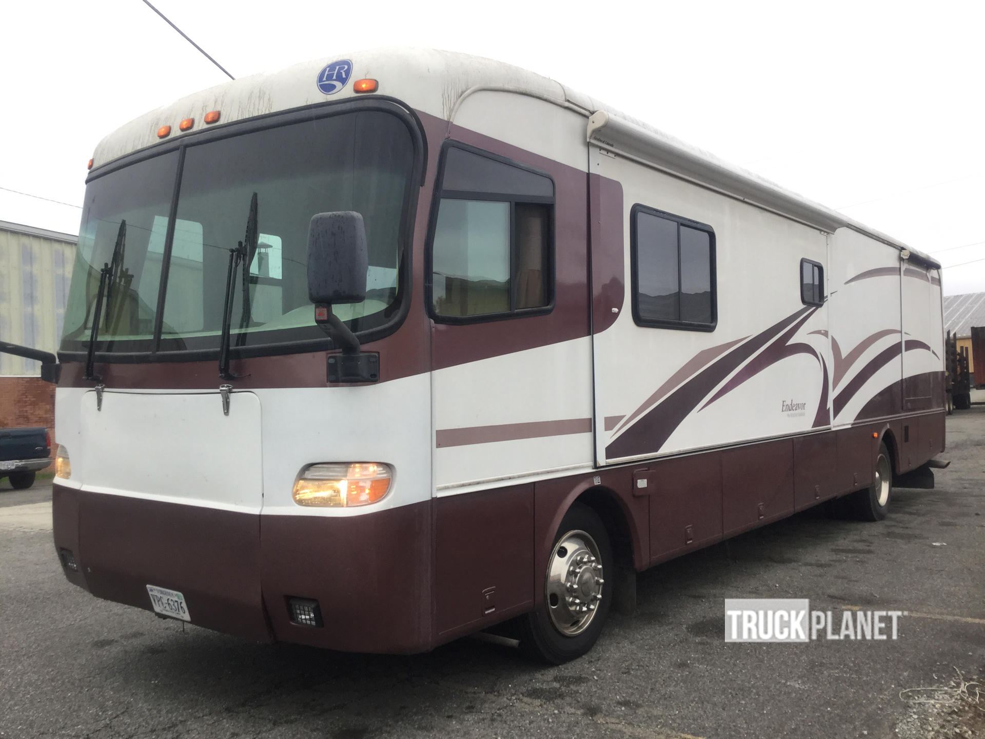 2000 Holiday Rambler Endeavor Motor Home in South Boston, Virginia