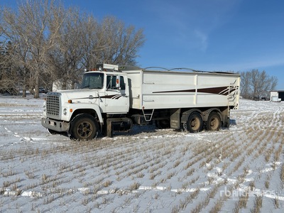 1980 Ford 9000 6x4 Grain Truck