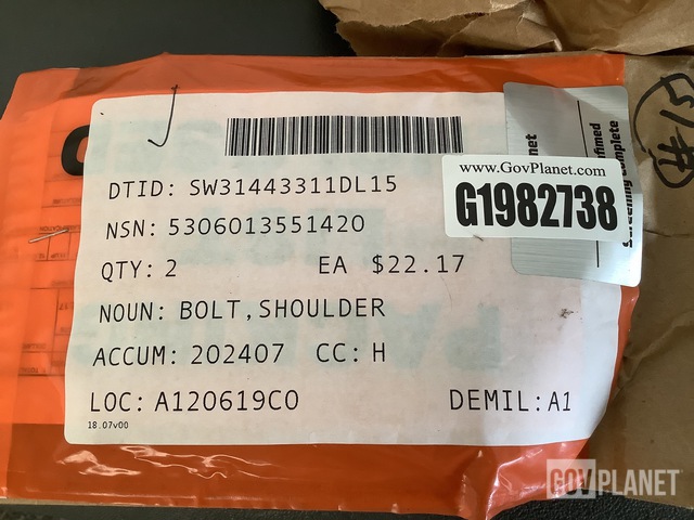 Surplus (8) Machine Bolts, (6) Close Tolerance Bolts & Assorted  