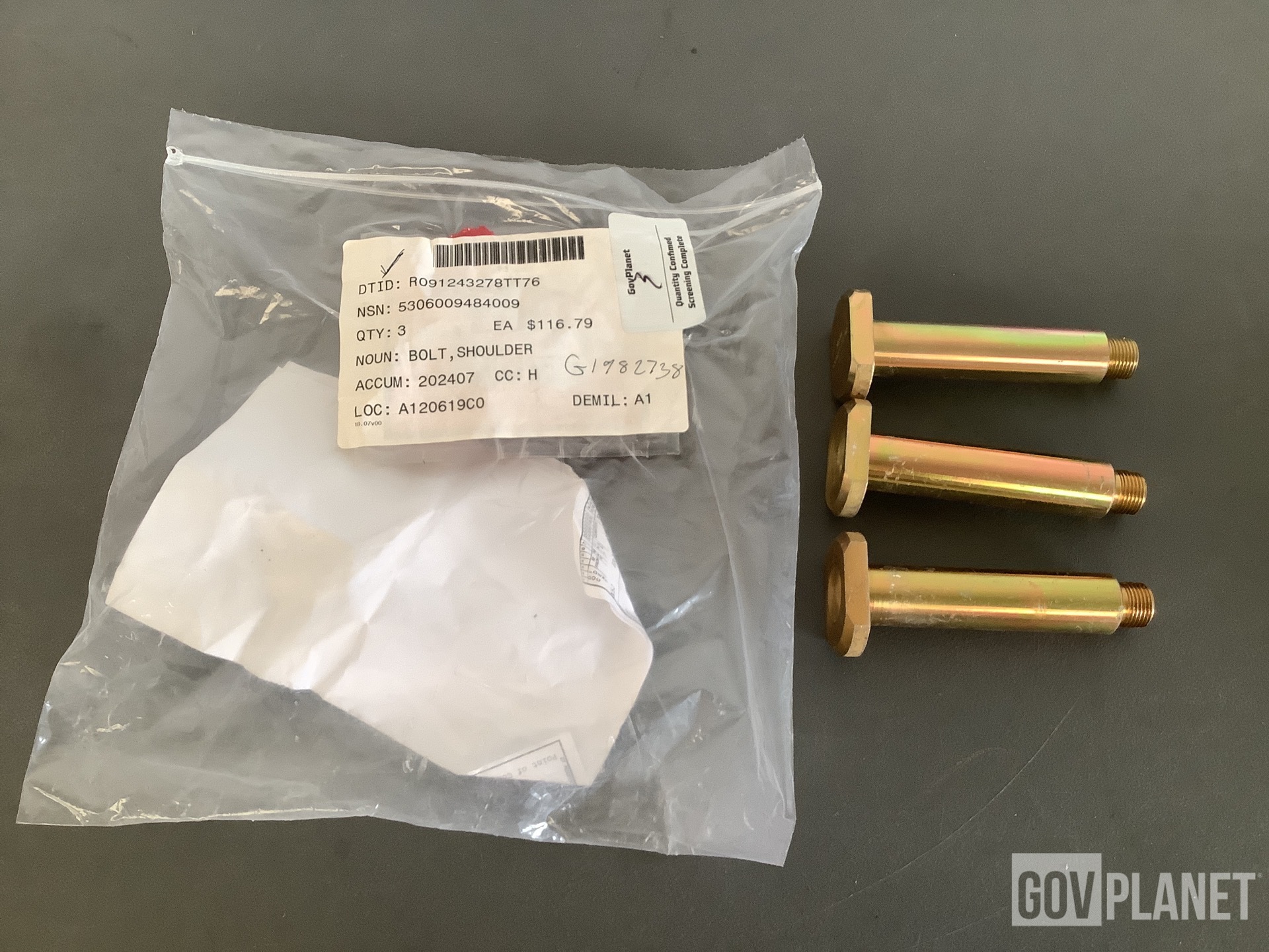 Surplus (8) Machine Bolts, (6) Close Tolerance Bolts & Assorted  