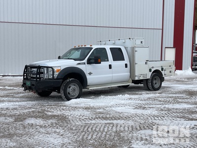 2011 Ford F-550 4x4 Crew Cab شاحنة خدمة