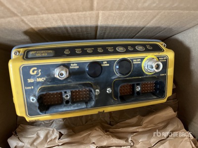 2019 Topcon Dual MC-R3 915+ Grade Control GNSS Receiver