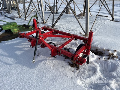 Free Form 1000 7 ft 3-Point Chisel Plow