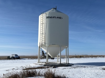 Wheatland +/- 120 ton Fertilizer Hopper Grain Bin