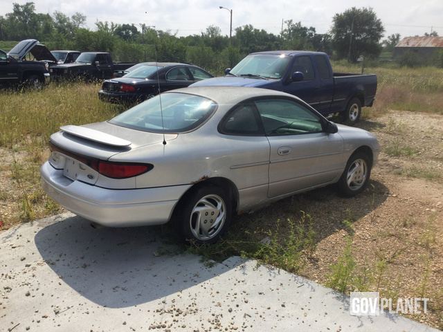 Surplus 2000 Ford Escort ZX2 in Fort Riley, Kansas, United States