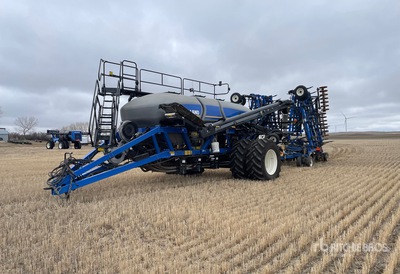 2013 New Holland P2050 57 ft Air Drill