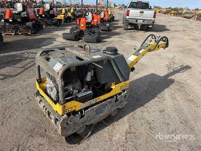 2016 Wacker Neuson RD7He Compactador de lanza