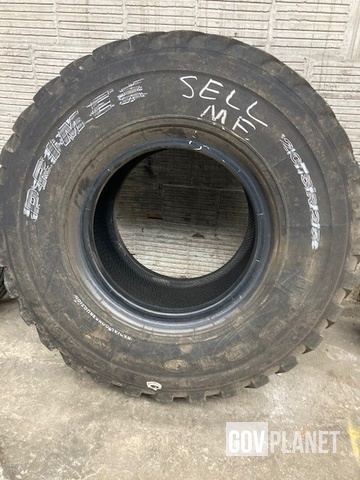 One Used 20.5R25 PrimEX loader TIRE CASING tread left. in Cincinnati ...