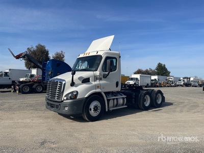 2015 Freightliner Cascadia 113 6x4 Tracteur Routier