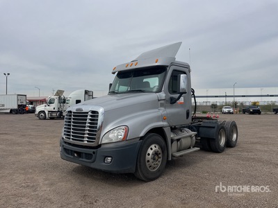2018 Freightliner Cascadia 125 6x4 Ciągnik siodłowy T/A z kabiną dzienną