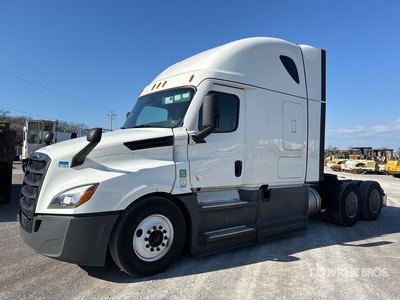 2021 Freightliner Cascadia 126 6x4 Tracteur Routier Couchette