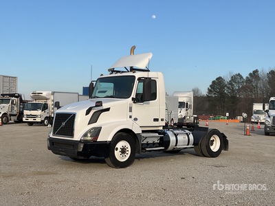 2016 Volvo VNL300 4x2 Tracteur Routier