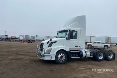 2017 Volvo VNL300 6x4 Tracteur Routier