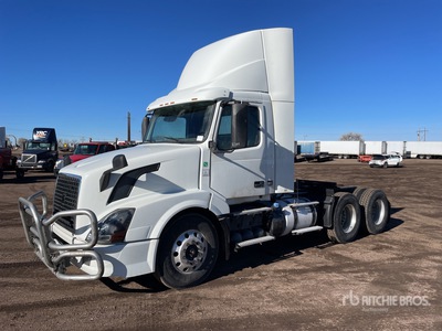 2017 Volvo VNL300 6x4 Tracteur Routier