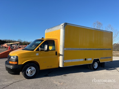 2018 GMC Savana G3500 4x2 Van Truck