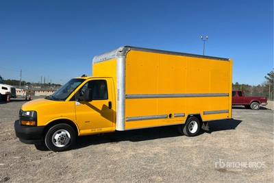2018 GMC Savana G3500 4x2 Van Truck