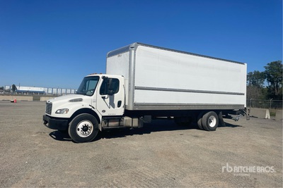 2018 Freightliner M2 106 4x2 Van Truck