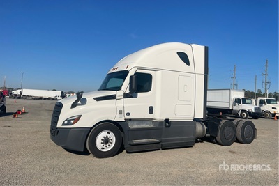 2021 Freightliner Cascadia 126 6x4 Tracteur Routier Couchette