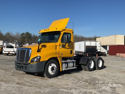 2016 Freightliner Cascadia 125 6x4 Tracteur Routier