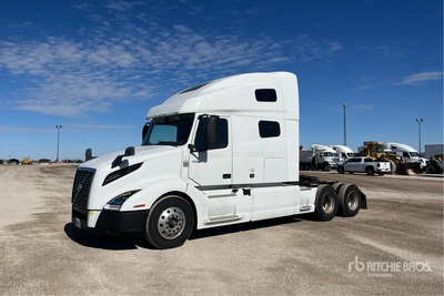 2019 Volvo VNL760 6x4 Tracteur Routier Couchette