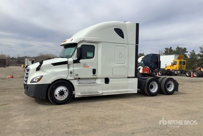 2018 Freightliner Cascadia 126 6x4 Tracteur Routier Couchette