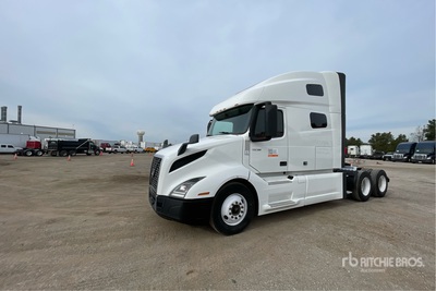 2019 Volvo VNL760 6x4 Tracteur Routier Couchette
