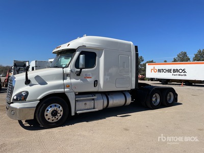 2018 Freightliner Cascadia 125 6x4 Tracteur Routier Couchette