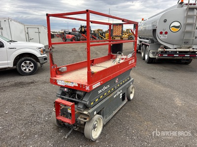 2016 Skyjack SJ3220 Electric Scissor Lift