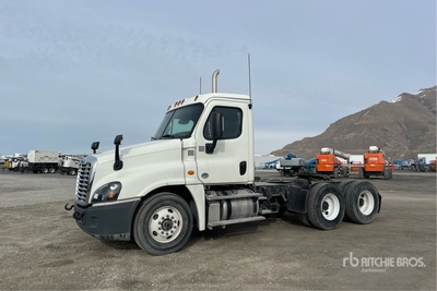 2017 Freightliner Cascadia 125 6x4 Tracteur Routier