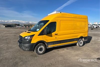 2020 Ford Transit 250 4x2 Fourgon cargo