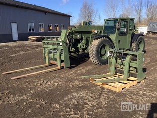 Surplus Oshkosh MMV 3 Telehandler in Capac, Michigan, United States ...