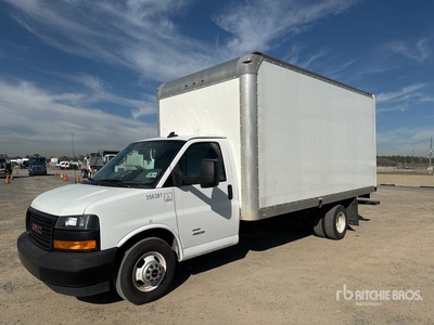 2019 GMC Savana G4500 4x2 Van Truck