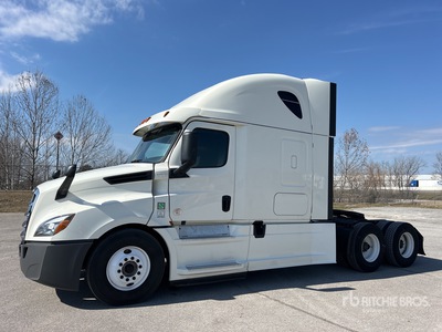 2018 Freightliner Cascadia 126 6x4 Tracteur Routier Couchette