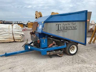 2006 Apache Turf Turbovac S/A Turf Sweeper