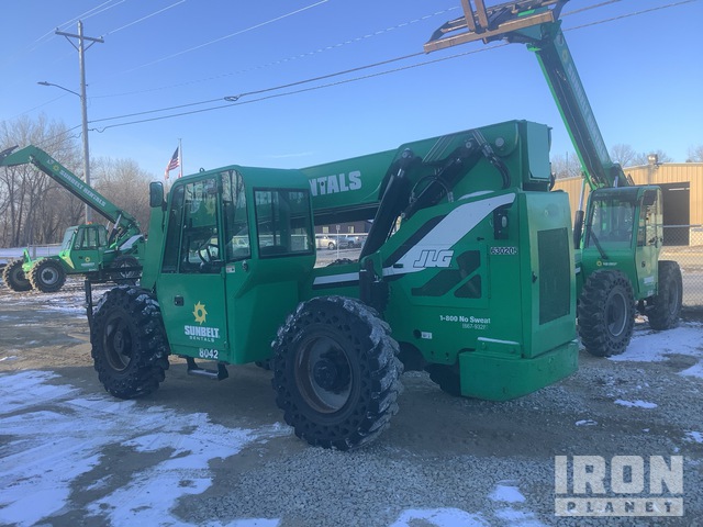 2014 JLG/SkyTrak 8042 Telehandler in Rochester, Minnesota, United ...