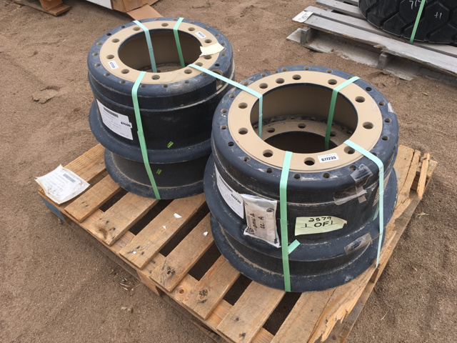 Lot of (4) Hutchinson WI-1160-041 Wheels