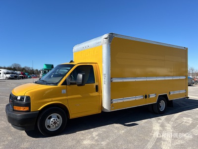 2018 GMC Savana G3500 4x2 Van Truck