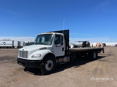 2016 Freightliner M2 106 4x2 Ciężarówka z płaską platformą