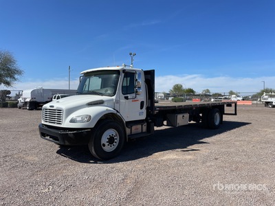 2016 Freightliner M2 106 4x2 Ciężarówka z płaską platformą