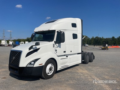 2019 Volvo VNL760 6x4 T/A Sleeper Truck Tractor