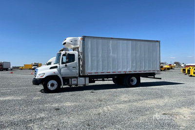 2016 Hino 268 4x2 Ciężarówka chłodnia