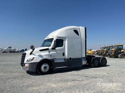 2021 Freightliner Cascadia 126 6x4 Ciągnik siodłowy T/A z kabiną sypialną