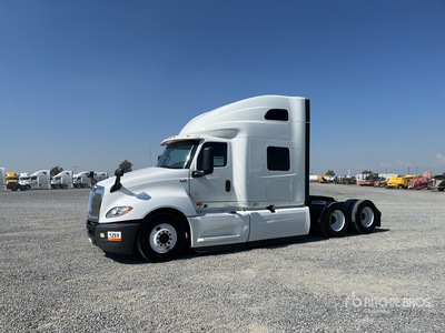 2019 International LT625 6x4 Ciągnik siodłowy T/A z kabiną sypialną