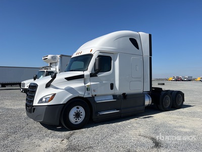 2021 Freightliner Cascadia 126 6x4 Ciągnik siodłowy T/A z kabiną sypialną