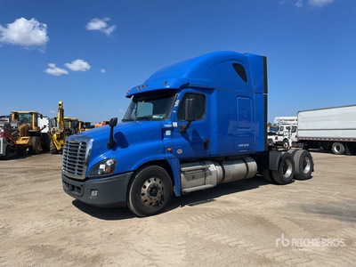 2018 Freightliner Cascadia 125 6x4 T/A Sleeper Truck Tractor