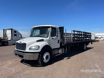 2016 Freightliner M2 106 4x2 Ciężarówka z płaską platformą